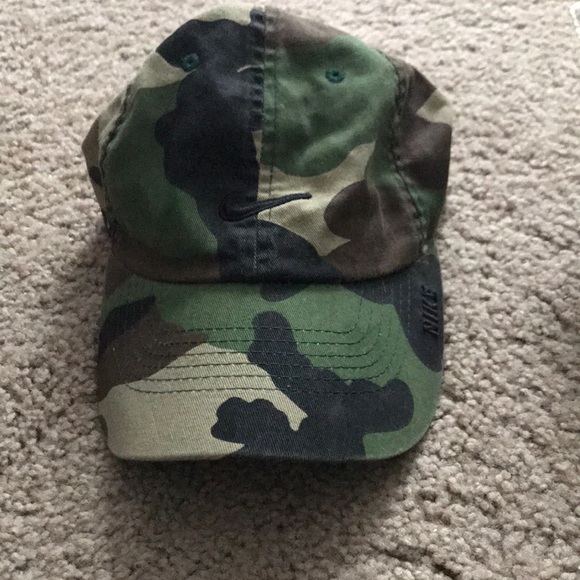 nike camo cap